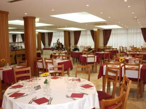 Hotel Coroa De ファティマ エクステリア 写真